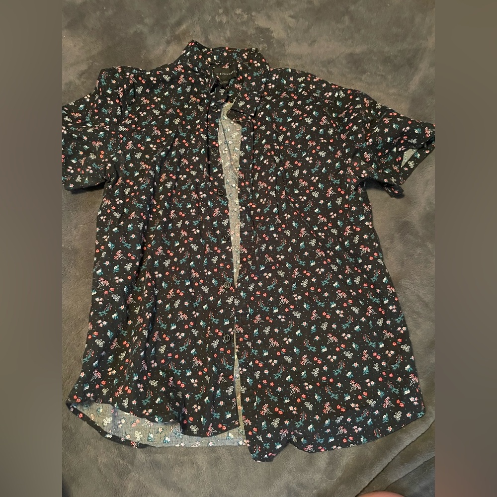 Floral Button up